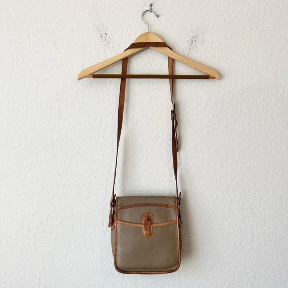 Vintage DOONEY & BOURKE Crossbody Bag Taupe USA MADE (L 8" x W 3" x H 9") - Picture 3 of 13